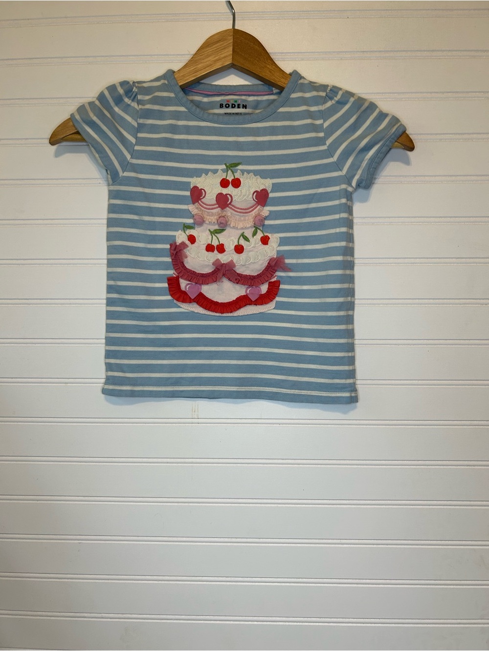 Mini Boden Puff Sleeve Cake Appliqué T-Shirt - Vintage Blue/Ivory - 4/5Y